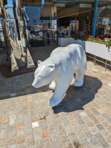 Grand Ours, une sculpture de Thierry Bisch